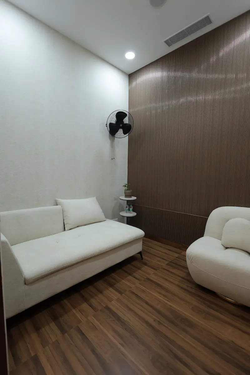 Furnished therapy cabin with soft lighting at Coach For Mind, Sector 70 Gurugram